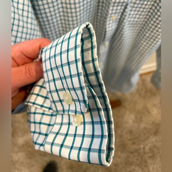 Lands’ End Casual Dress Shirt - Gently Used, Great Condition - Picture 5 of 9